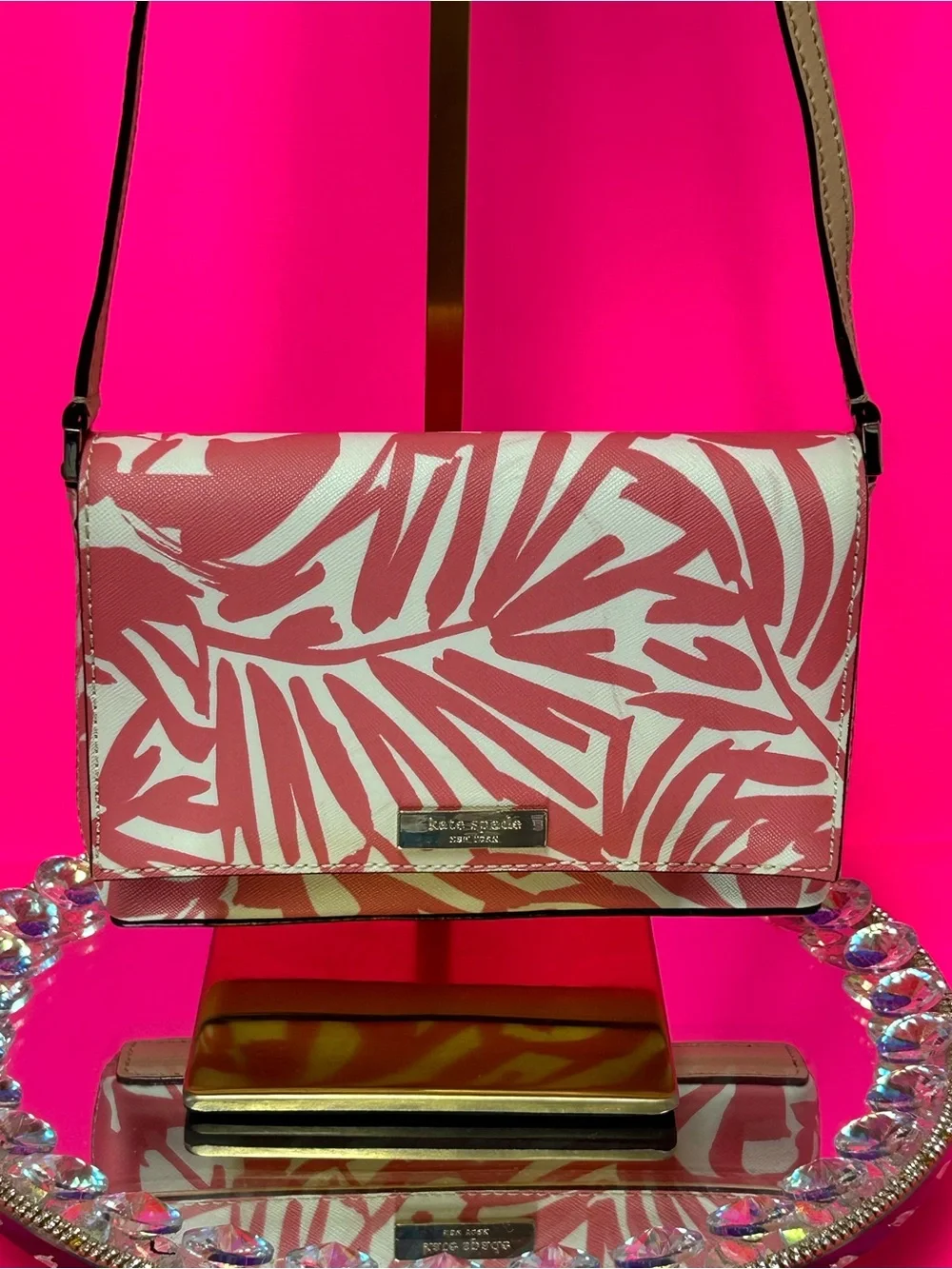 kate spade Pink and White Leaf-Print Crossbody Bag Approx. 8 x 5.5